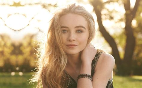 sabrina carpenter biografia.